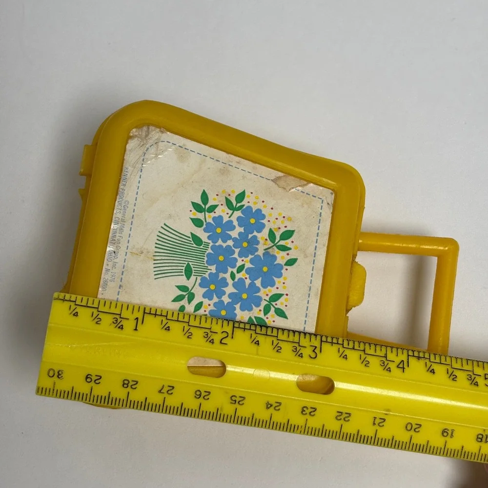 VTG 70s Kenner Sleep Over Dolly Bag 1976 Doll Accessory General Mills Yellow SEE